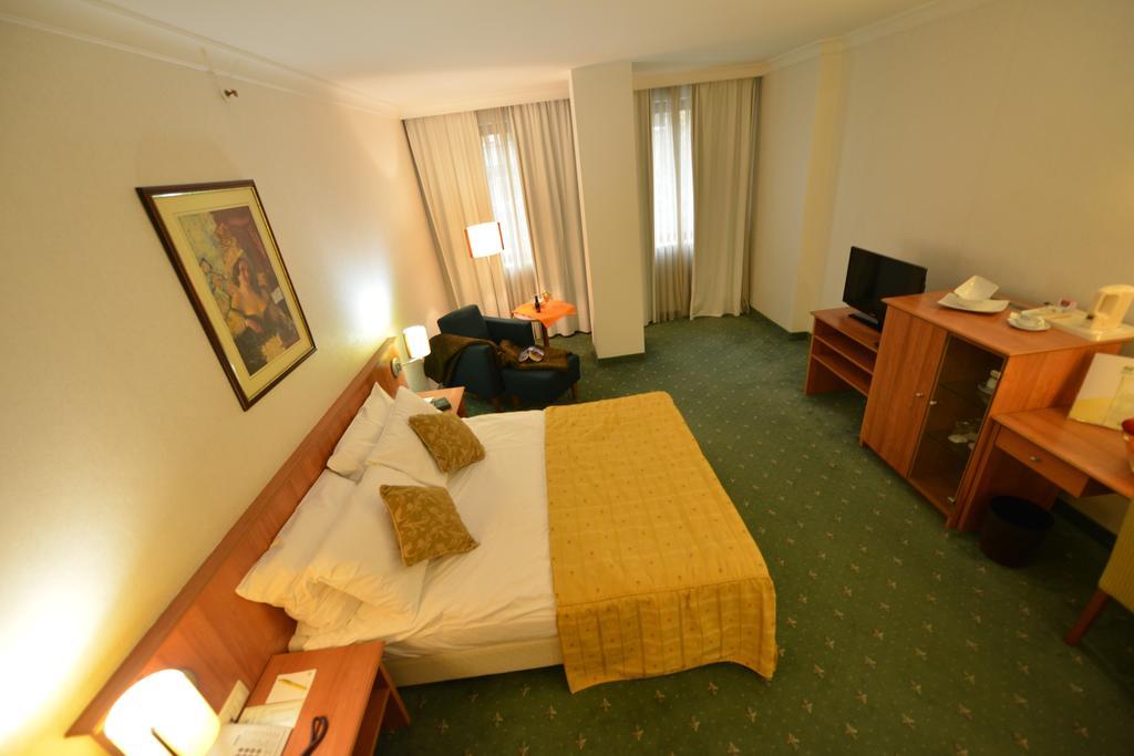 Hotel Karpos Skopje Phòng bức ảnh