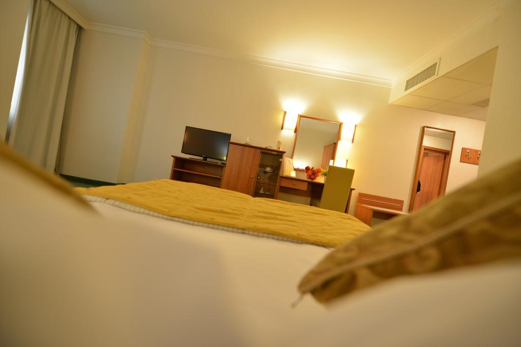 Hotel Karpos Skopje Phòng bức ảnh