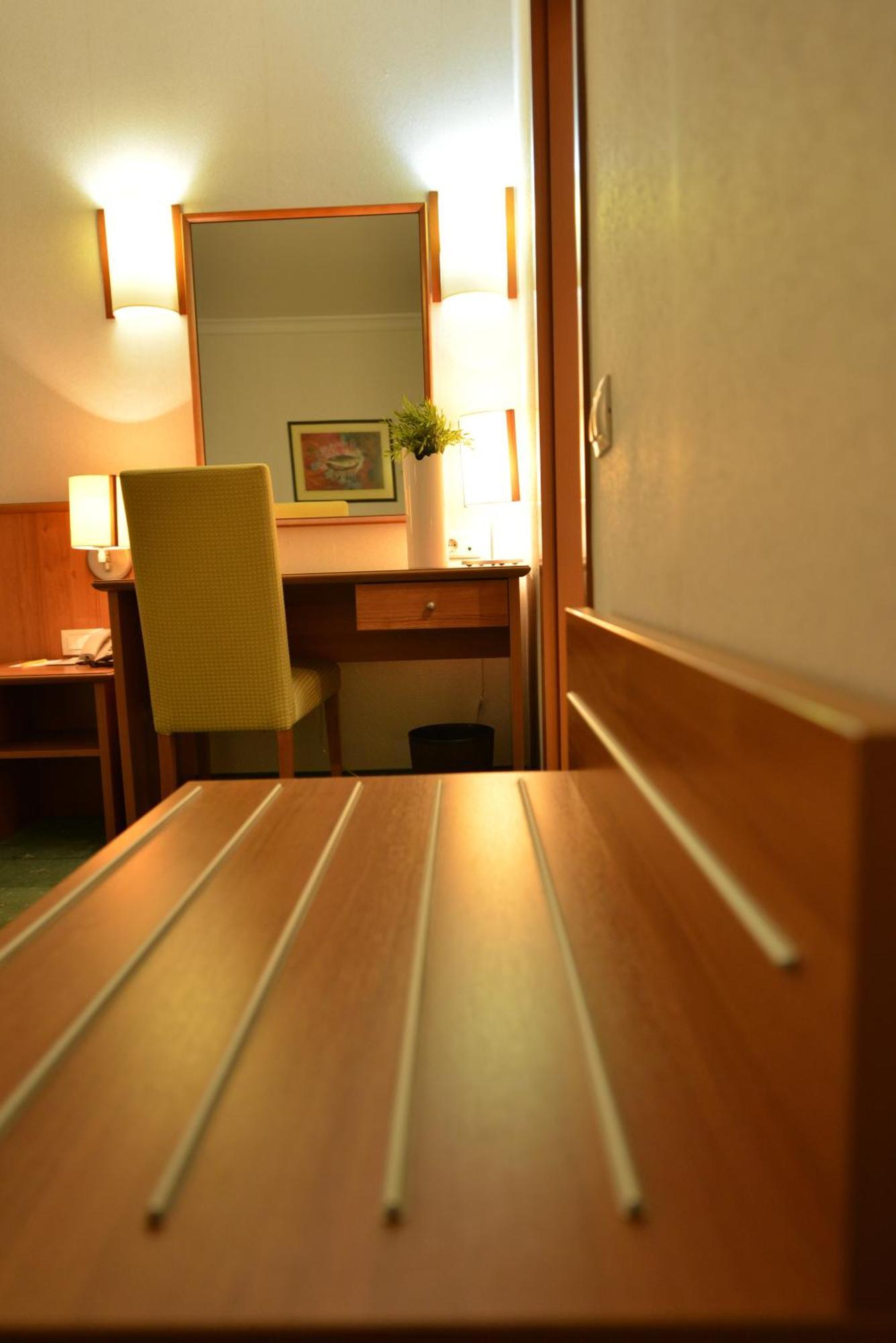 Hotel Karpos Skopje Phòng bức ảnh