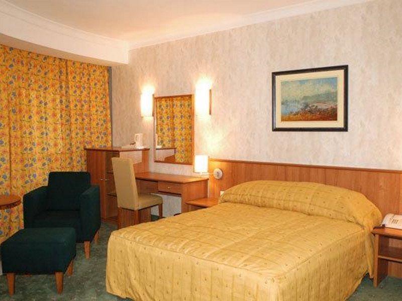 Hotel Karpos Skopje Ngoại thất bức ảnh
