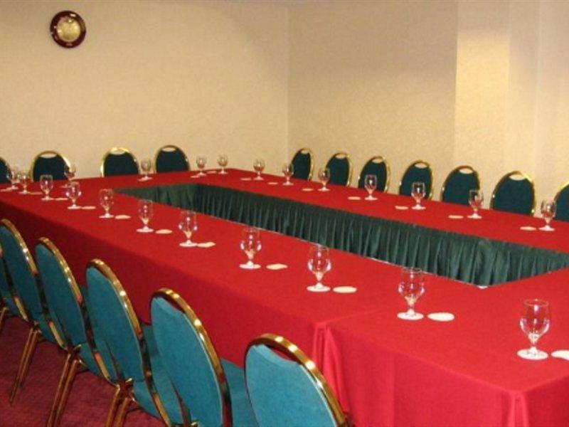 Hotel Karpos Skopje Ngoại thất bức ảnh