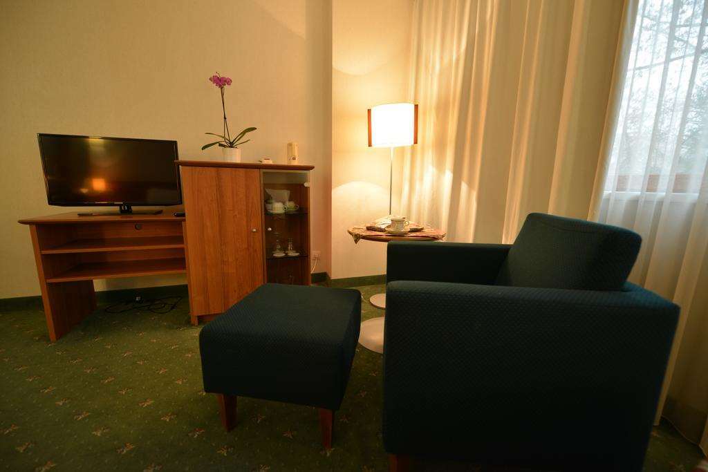 Hotel Karpos Skopje Phòng bức ảnh