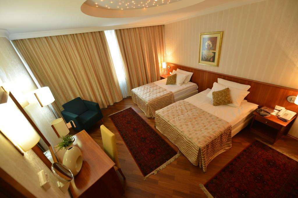 Hotel Karpos Skopje Phòng bức ảnh