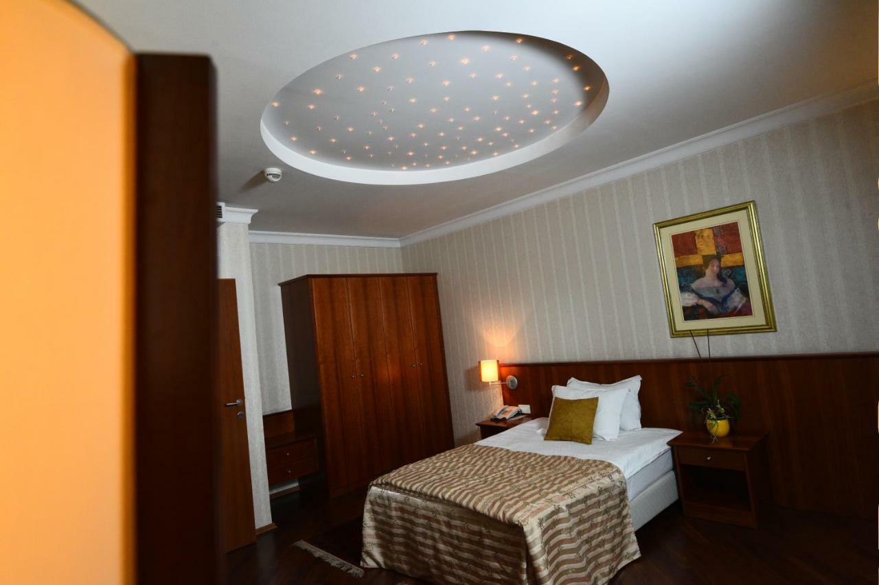 Hotel Karpos Skopje Ngoại thất bức ảnh